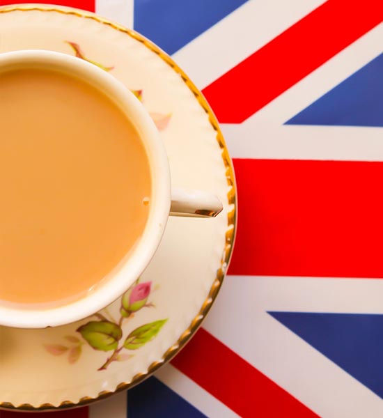 British Shop and English Shop für British Food wie Scones und Clotted Cream und Crumpets und Walkers Crisps sowie English Tea wie PG Tips und Twinings und Tetley und Yorkshire Tea